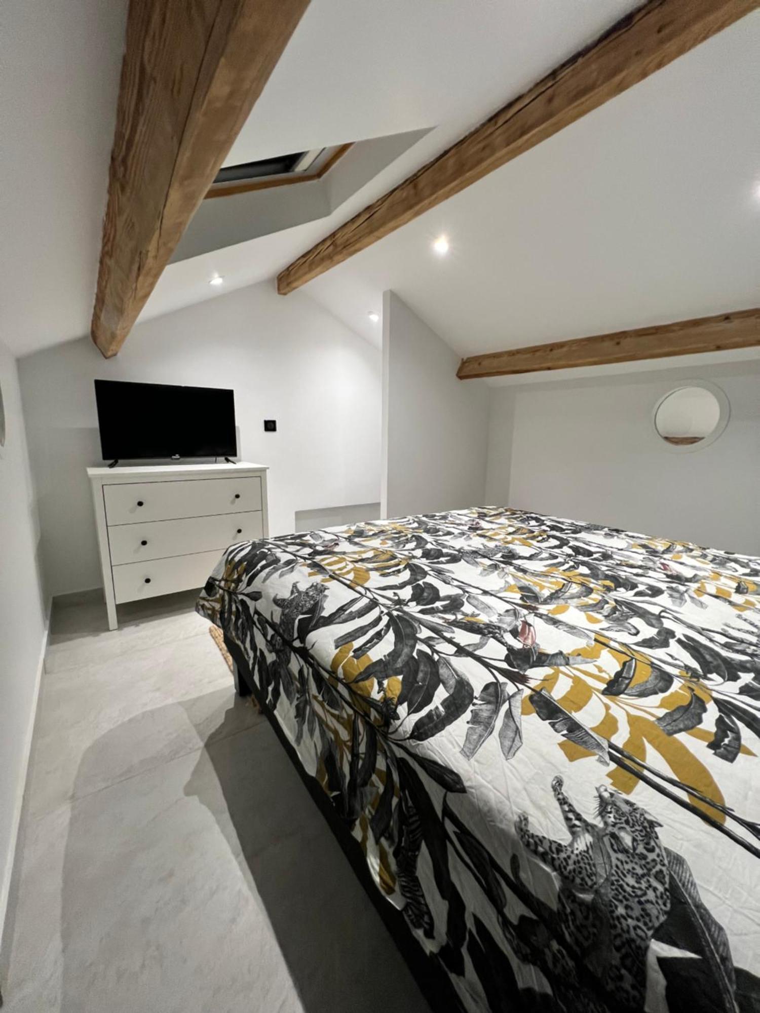 Coquette Maison A 500 M De La Plage Du Verdon A La Couronne Мартіг Екстер'єр фото